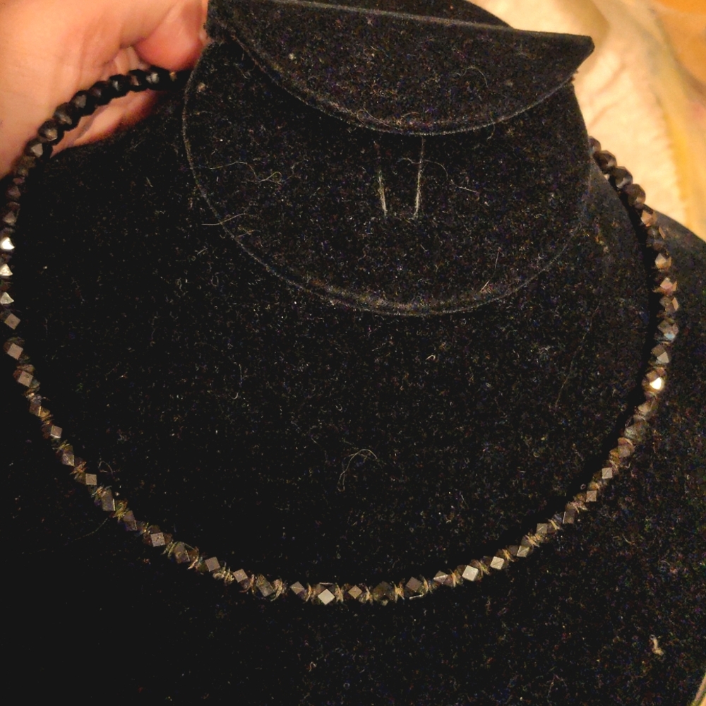 ❤️ Black Beaded Choker Necklace